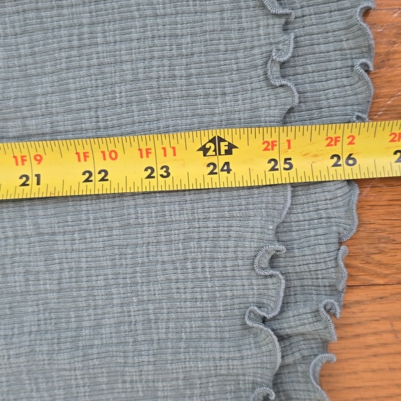 SO BRAND WOMENS JUNIOR SIZE GREEN TANK TOP SIZE LARGE - Picture 11 of 12